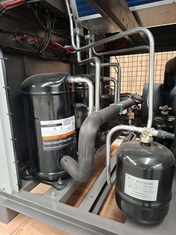 Máy làm mát nước công nghiệp 5HP Xử lý nhựa Máy làm mát không khí 5RT Để làm mát hóa chất dược phẩm Tấm ống đồng