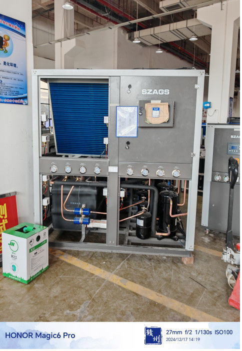 60hp Hermetic Roll Type Industrial Chiller Hệ thống tích hợp với vỏ và ống bốc hơi 1850kg Capacity