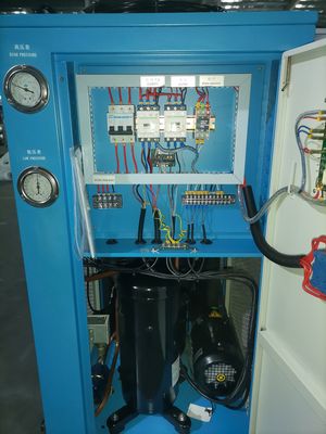 Độ chính xác và hiệu quả 2,5 m3/h Dòng chảy nước lạnh Máy làm mát tốc độ biến đổi làm mát bằng không khí để kiểm soát nhiệt độ trong phòng thí nghiệm